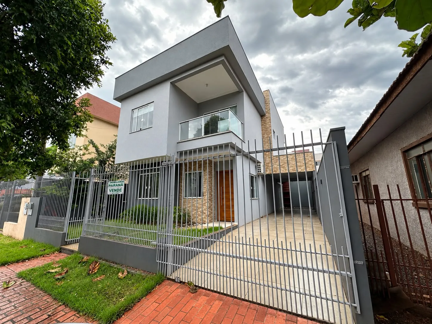 Sobrado a venda no centro de Palotina-PR